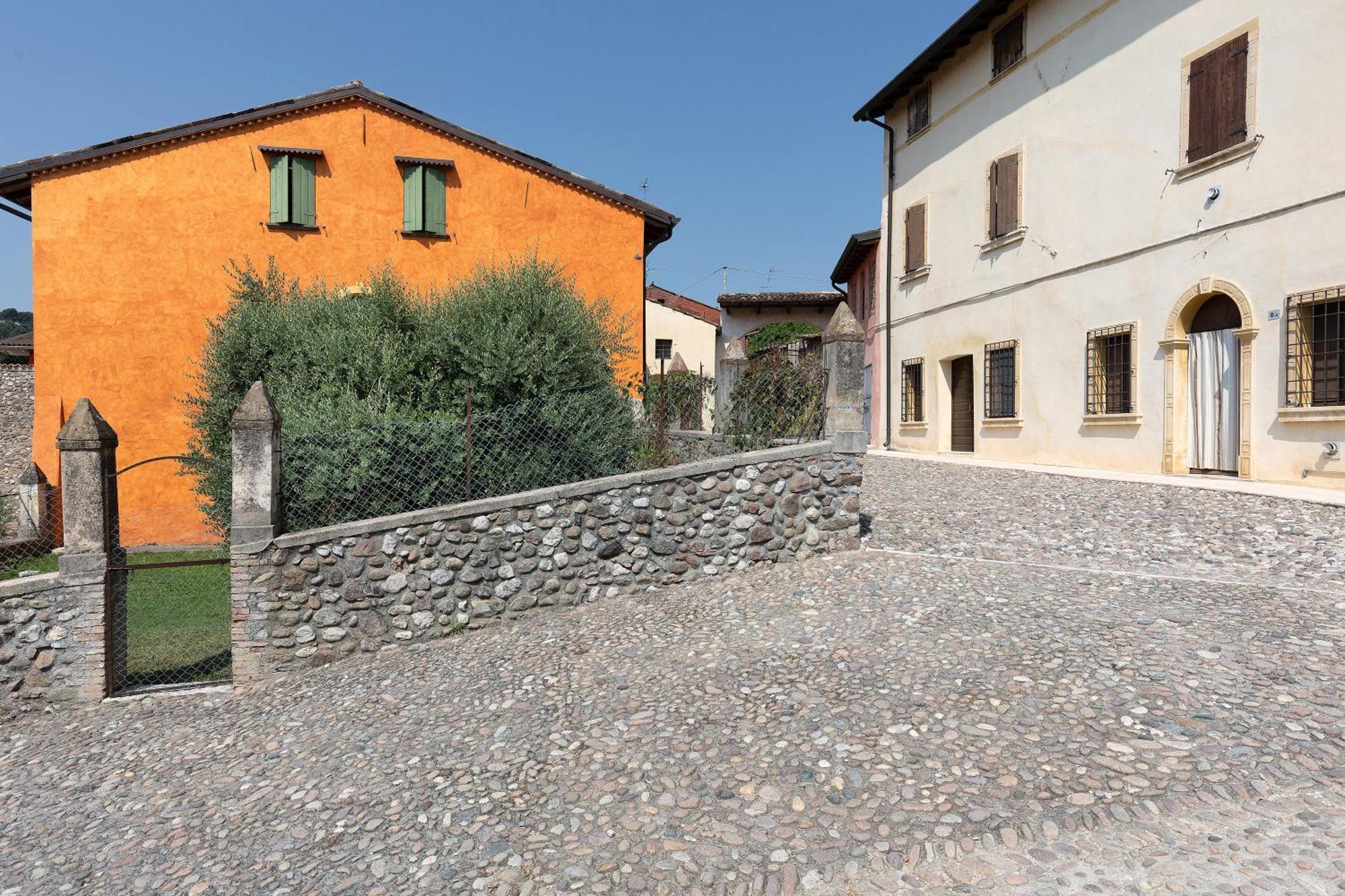 New Agriturismo Corte Olfino Монцамбано Екстериор снимка