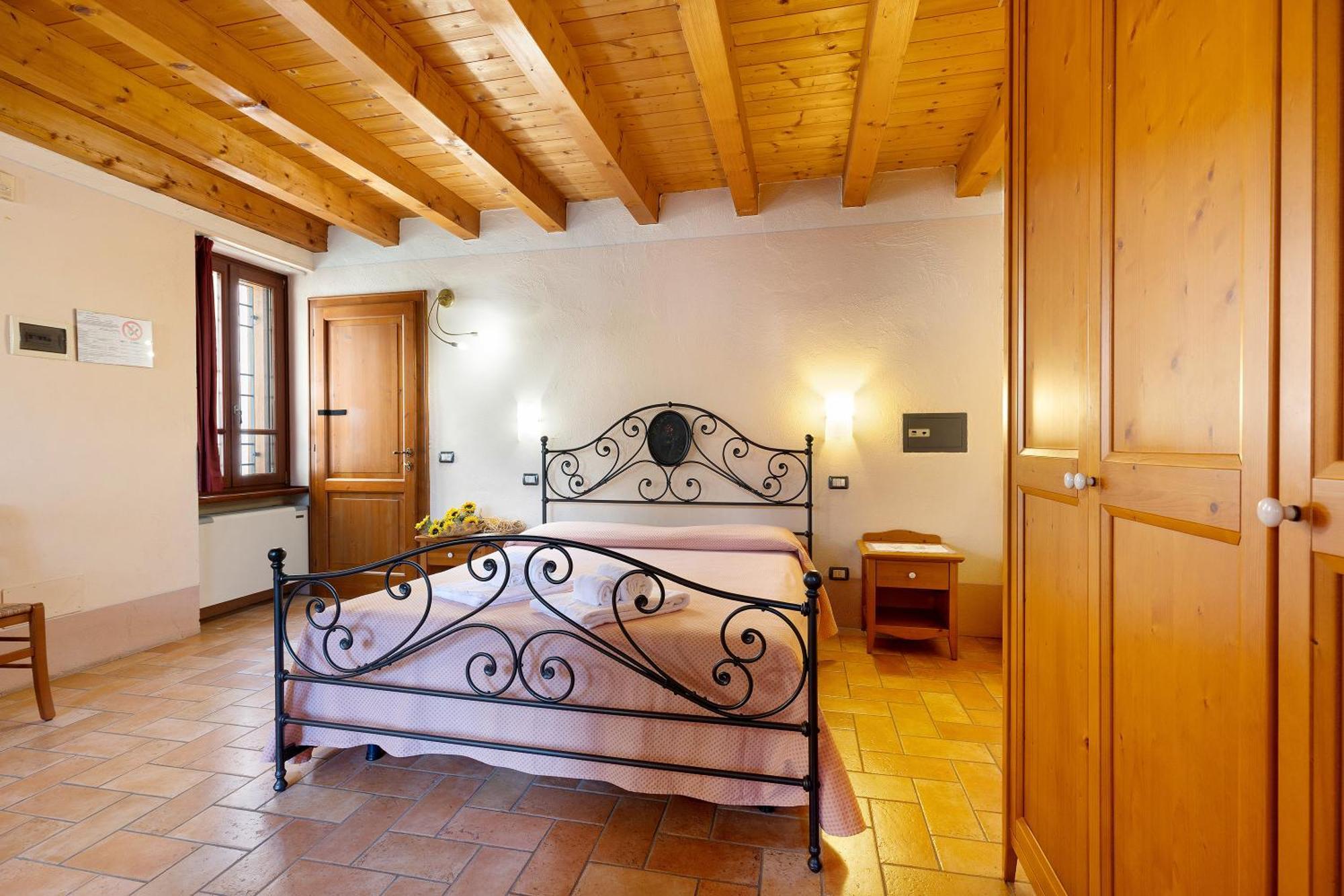 New Agriturismo Corte Olfino Монцамбано Екстериор снимка