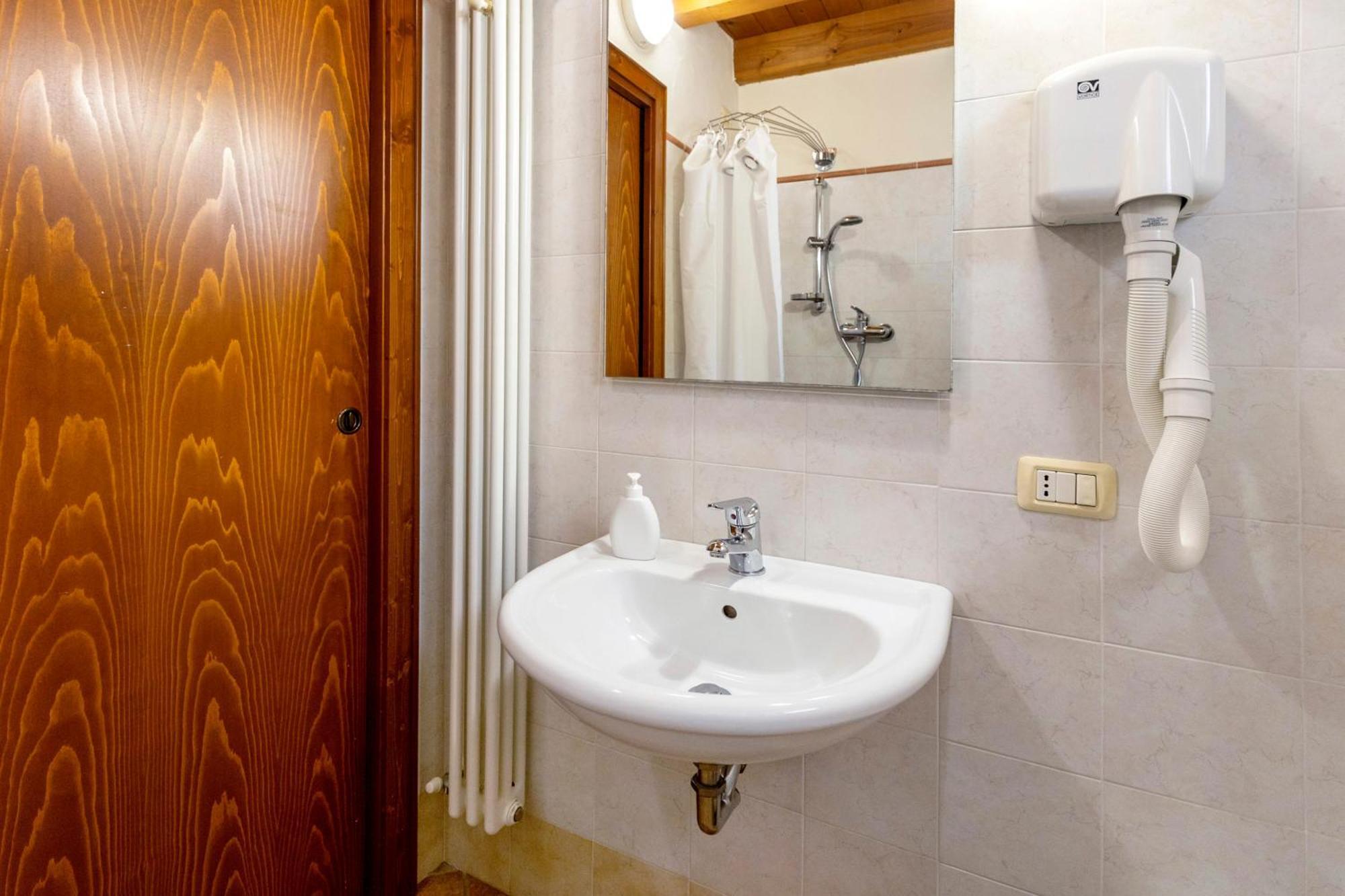 New Agriturismo Corte Olfino Монцамбано Екстериор снимка