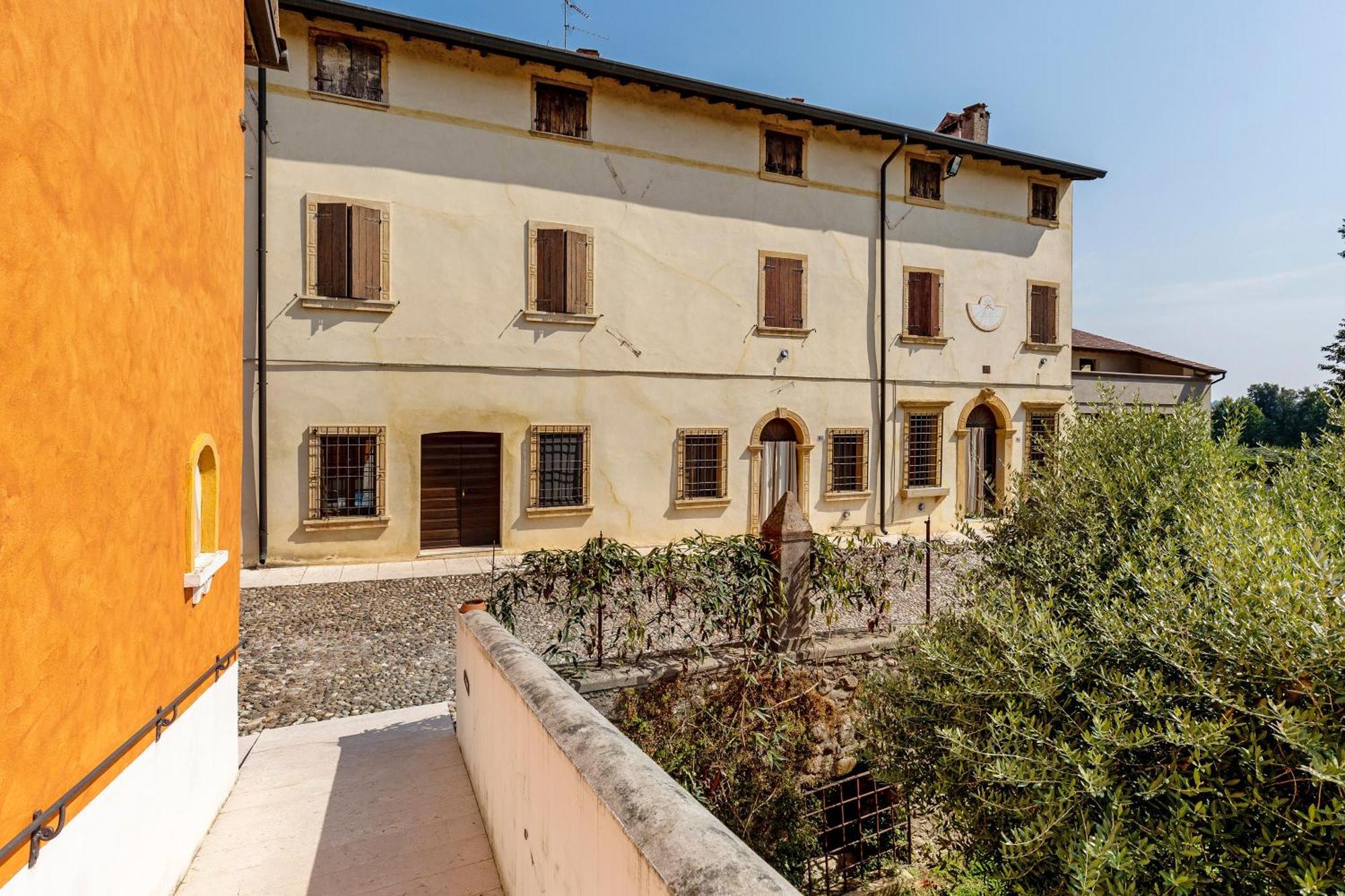 New Agriturismo Corte Olfino Монцамбано Екстериор снимка