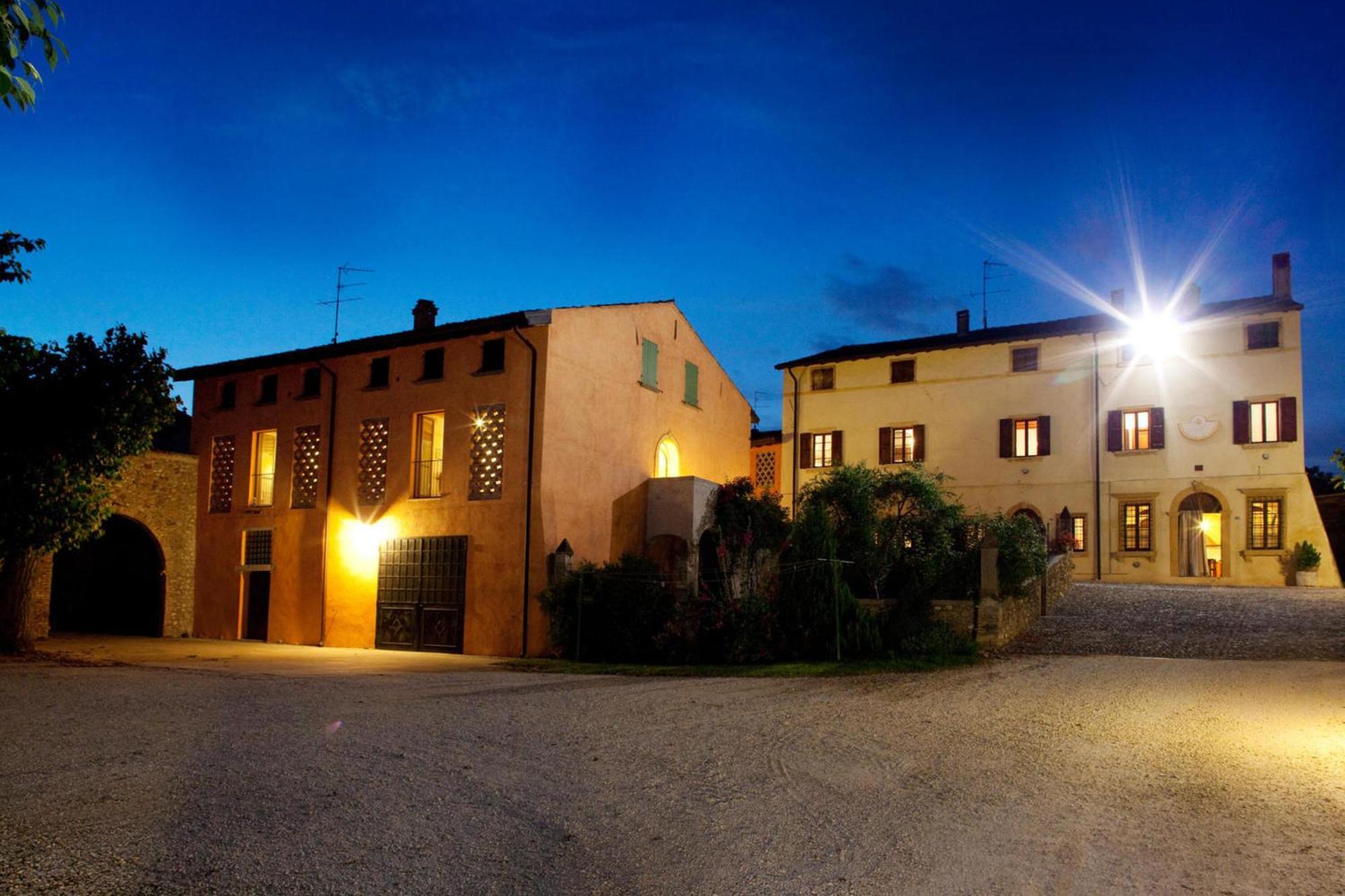 New Agriturismo Corte Olfino Монцамбано Екстериор снимка