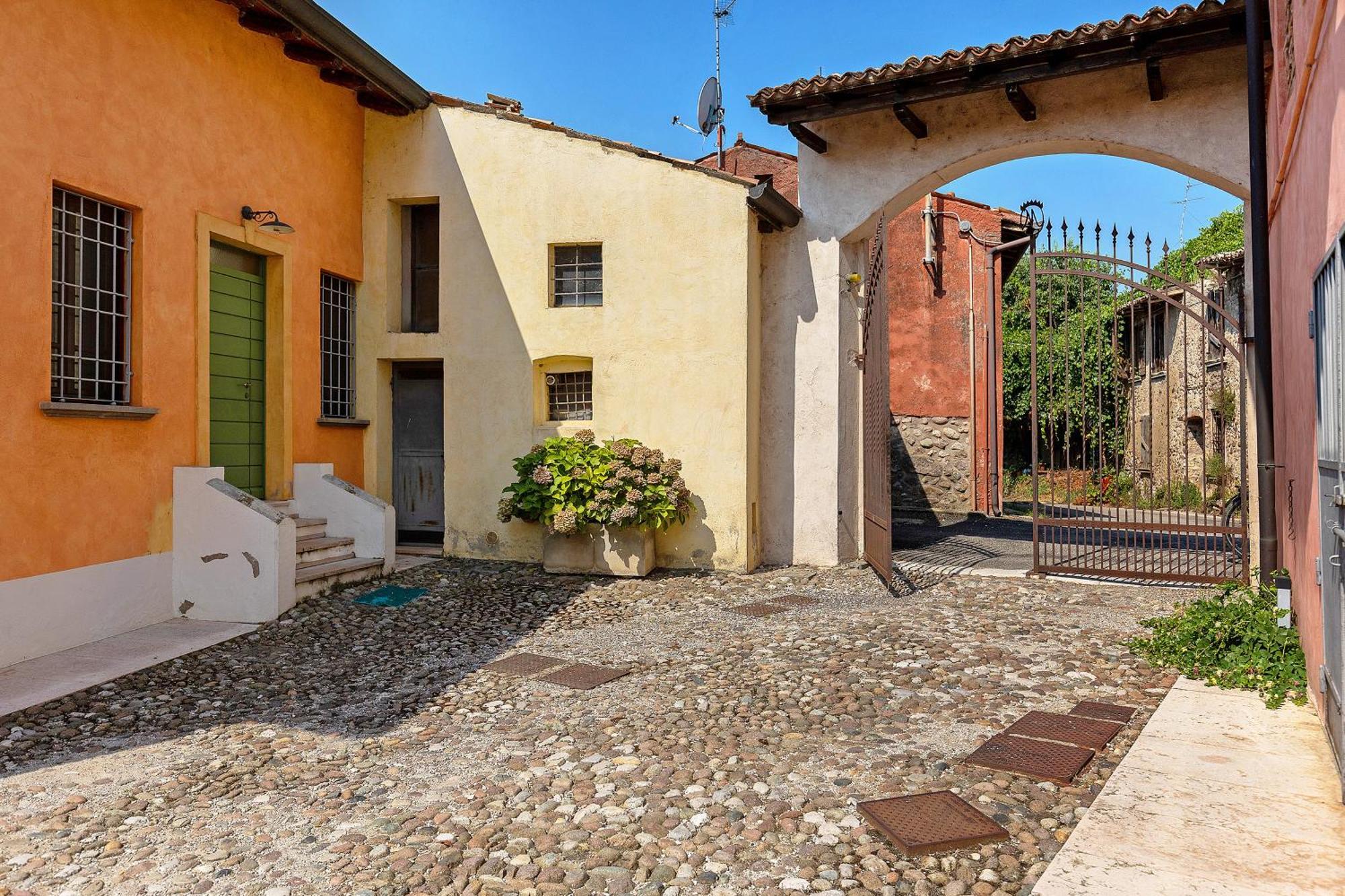 New Agriturismo Corte Olfino Монцамбано Екстериор снимка